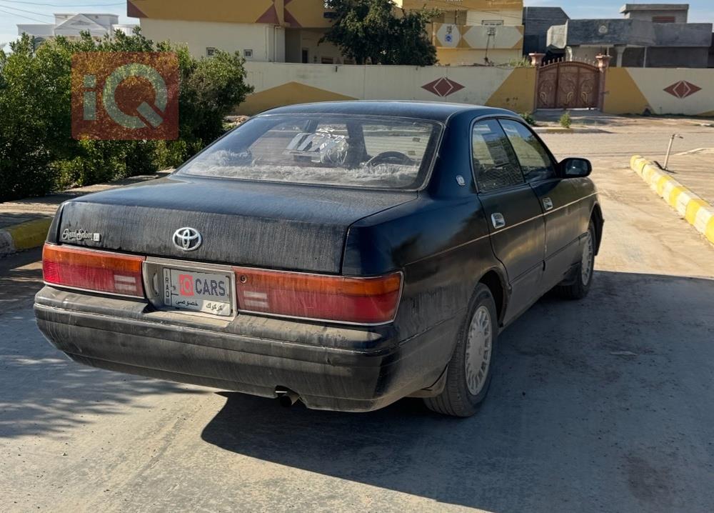 تويوتا كراون